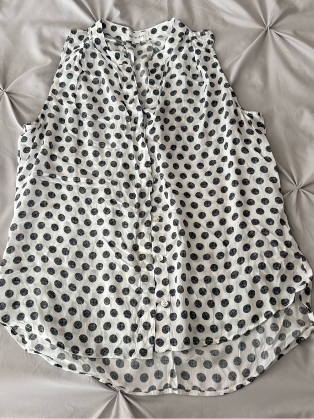 Bella Dahl White Polka Dot Sleeveless Blouse
